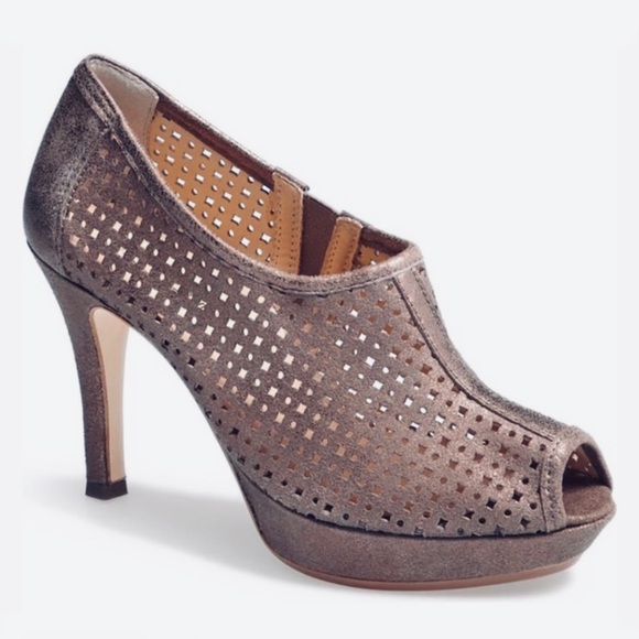 Paul Green Passion Bronze Taupe Perforated Cut Out Ankle Peep Toe Slip on Heels - Picture 1 of 16